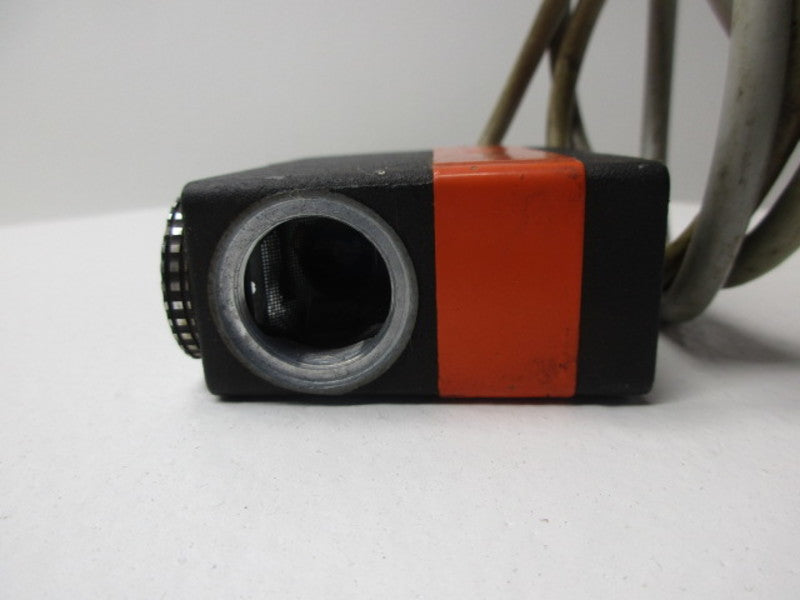SICK NT8-02412 SCANNER CONTRAST SENSOR (AS PICTURED)  UNMP