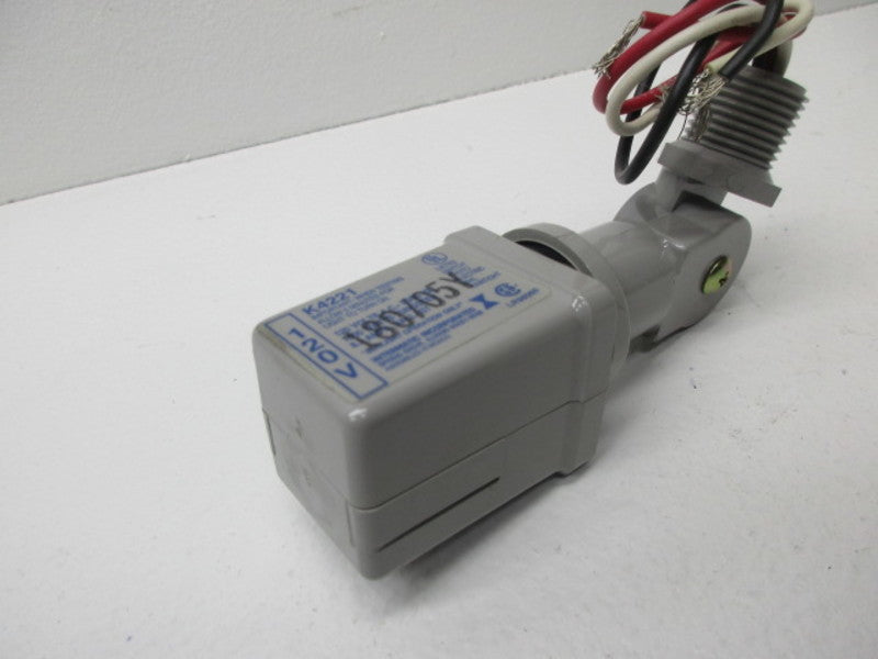 INTERMATIC K4221 SWIVEL MOUNT PHOTOCONTROL  UNMP