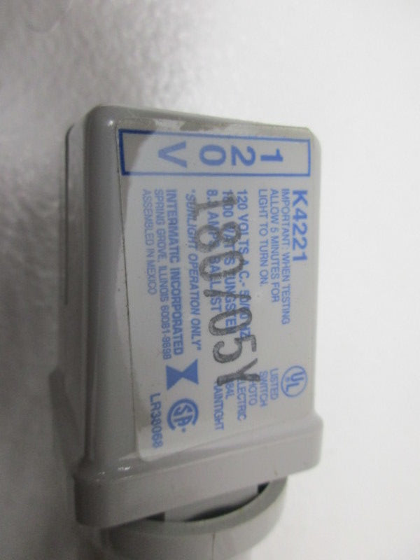 INTERMATIC K4221 SWIVEL MOUNT PHOTOCONTROL  UNMP