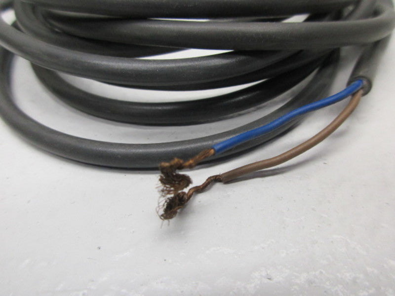 OMRON E2E-X4MD1 PROXIMITY SWITCH  UNMP