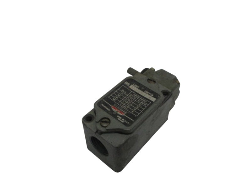 CUTLER HAMMER 10316H197A LIMIT SWITCH  UNMP