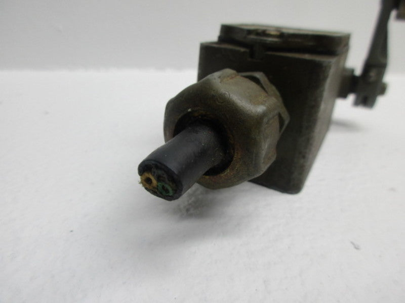 CUTLER HAMMER 10316H187C LIMIT SWITCH (AS PICTURED)  UNMP