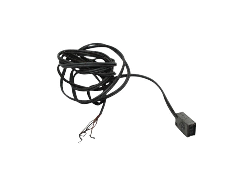 INDUSTRIAL SPARE PART 42SP3-4001 SER.B PHOTOSWITCH PROXIMITY SCANNER  UNMP