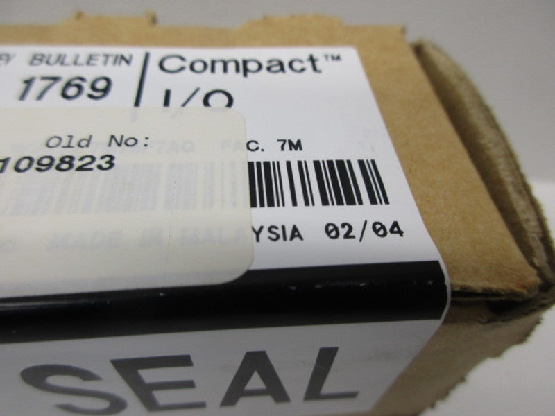 INDUSTRIAL SPARE PART COMPACT I/O 1769-IA81 SER A  F/W1.1 OUTPUT 2004  NSFS