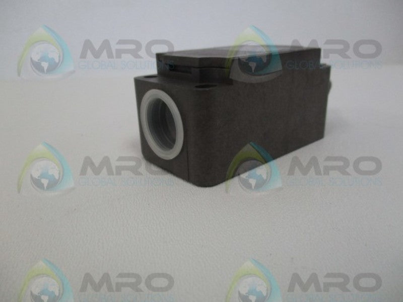SCHMERSAL ZS-366-11Z-1560 LIIMIT SWITCH NSNP