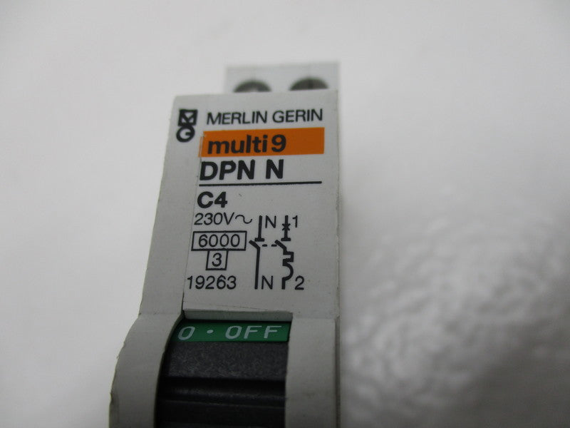 MERLIN GERIN 19263  NSNP