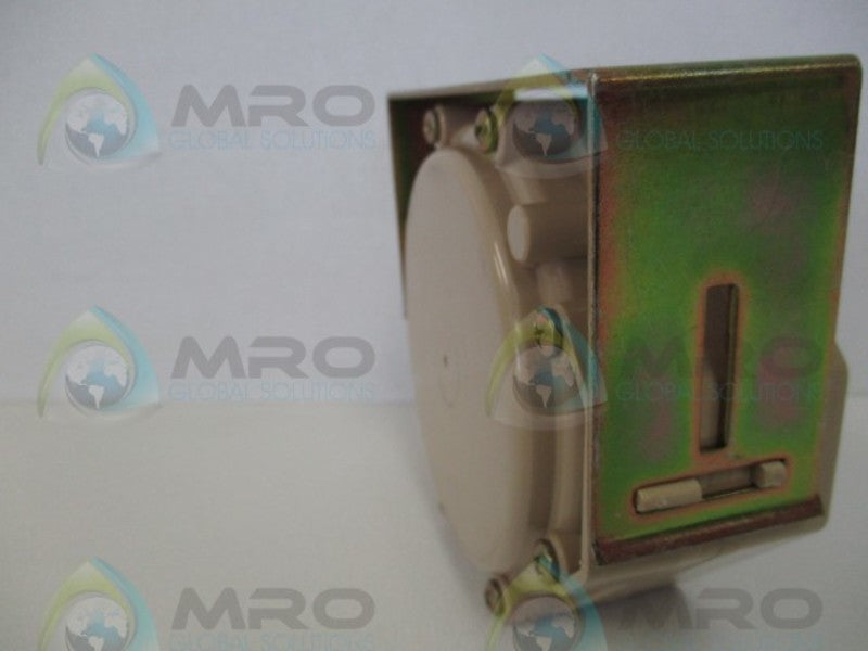 KREUTER CSC-2011-10 RESET VOLUME VALVE CONTROLLER NSNP