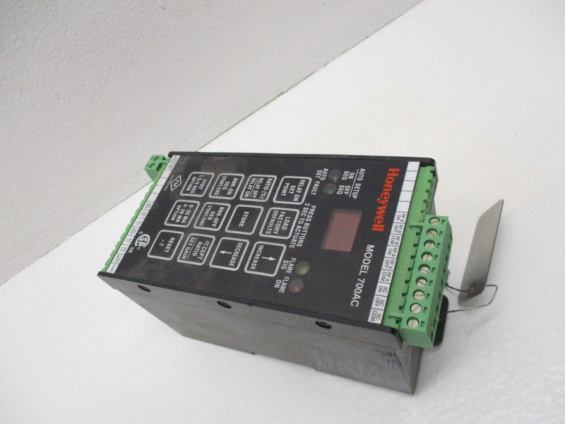HONEYWELL 700AC  UNMP