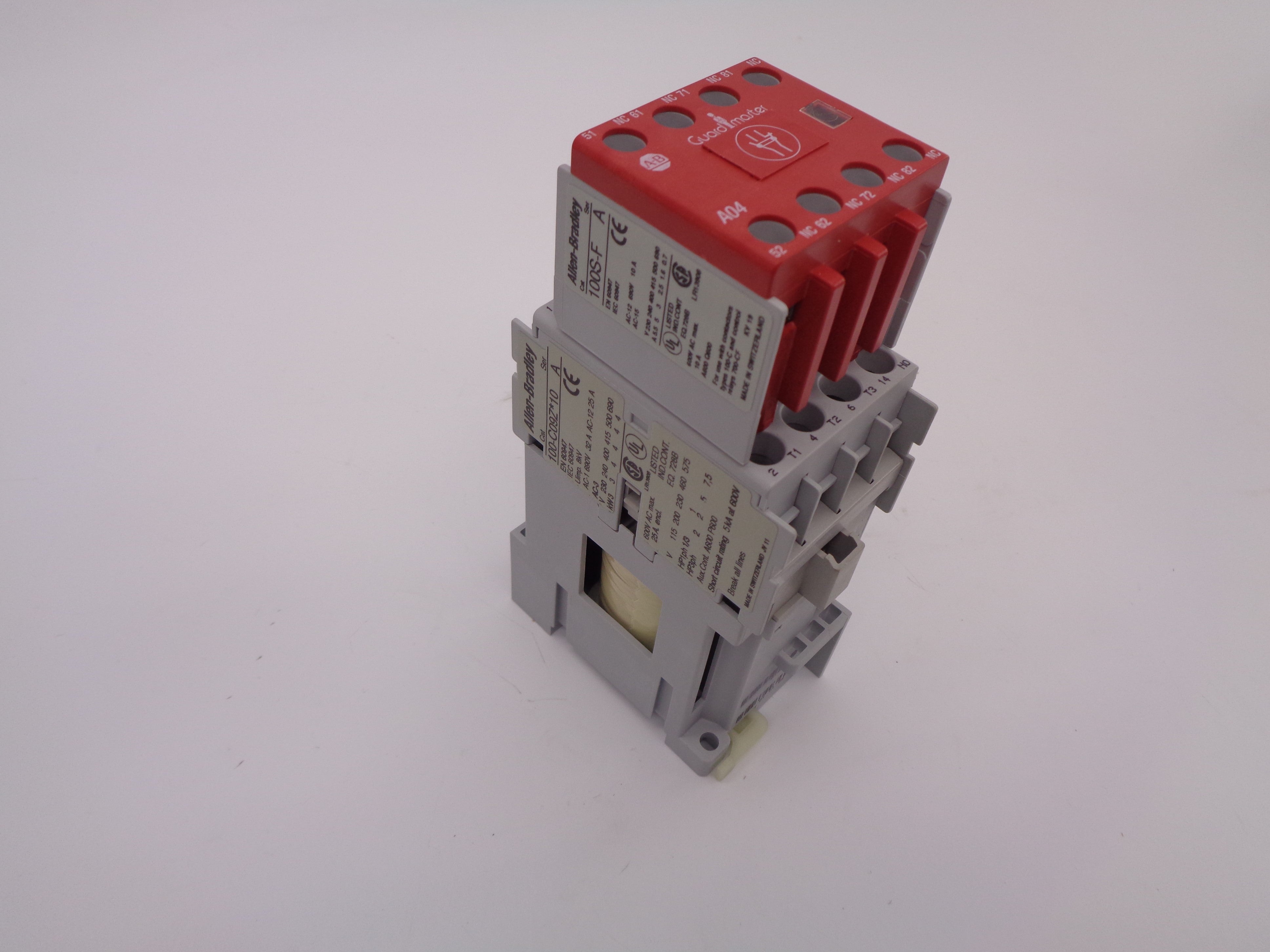 ALLEN BRADLEY 100S-C09ZJ14C SER. A 24VDC (BR/WH) NSMP