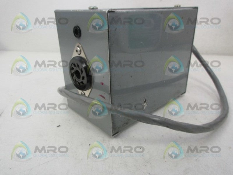 FORD TS-1202 TACHOMETER UNMP
