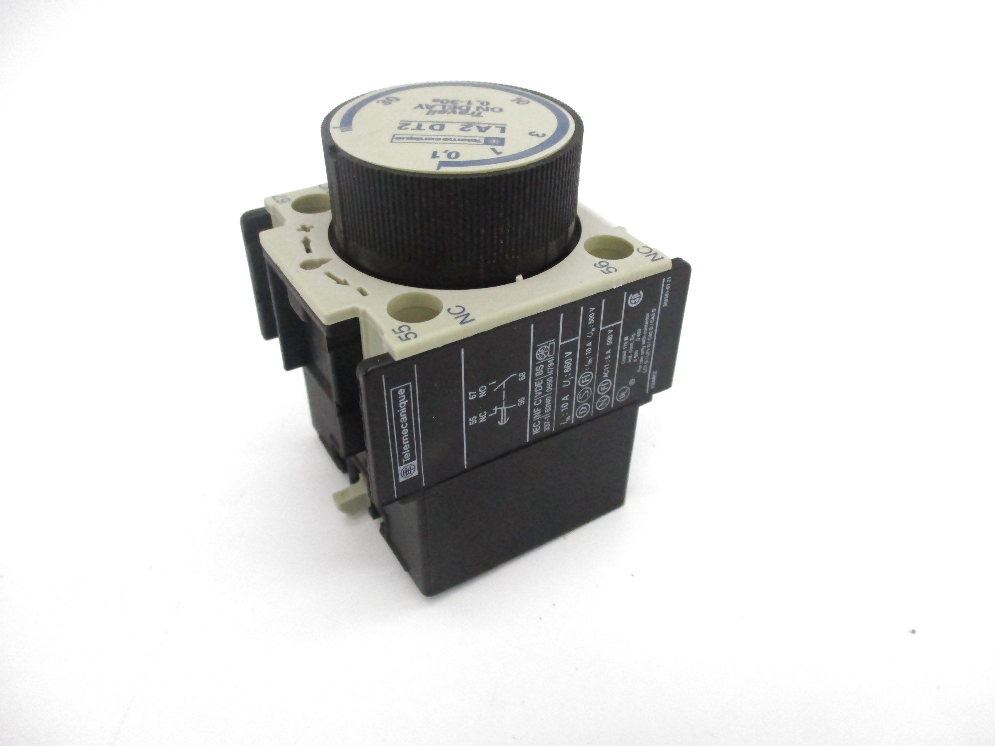 TELEMECANIQUE LA2DT2 500V 6A 0.1-30S NSMP