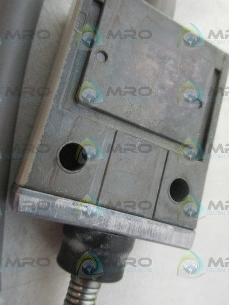 OMRON D4C-1750 LS COIL SPNG 5M CBL UNMP