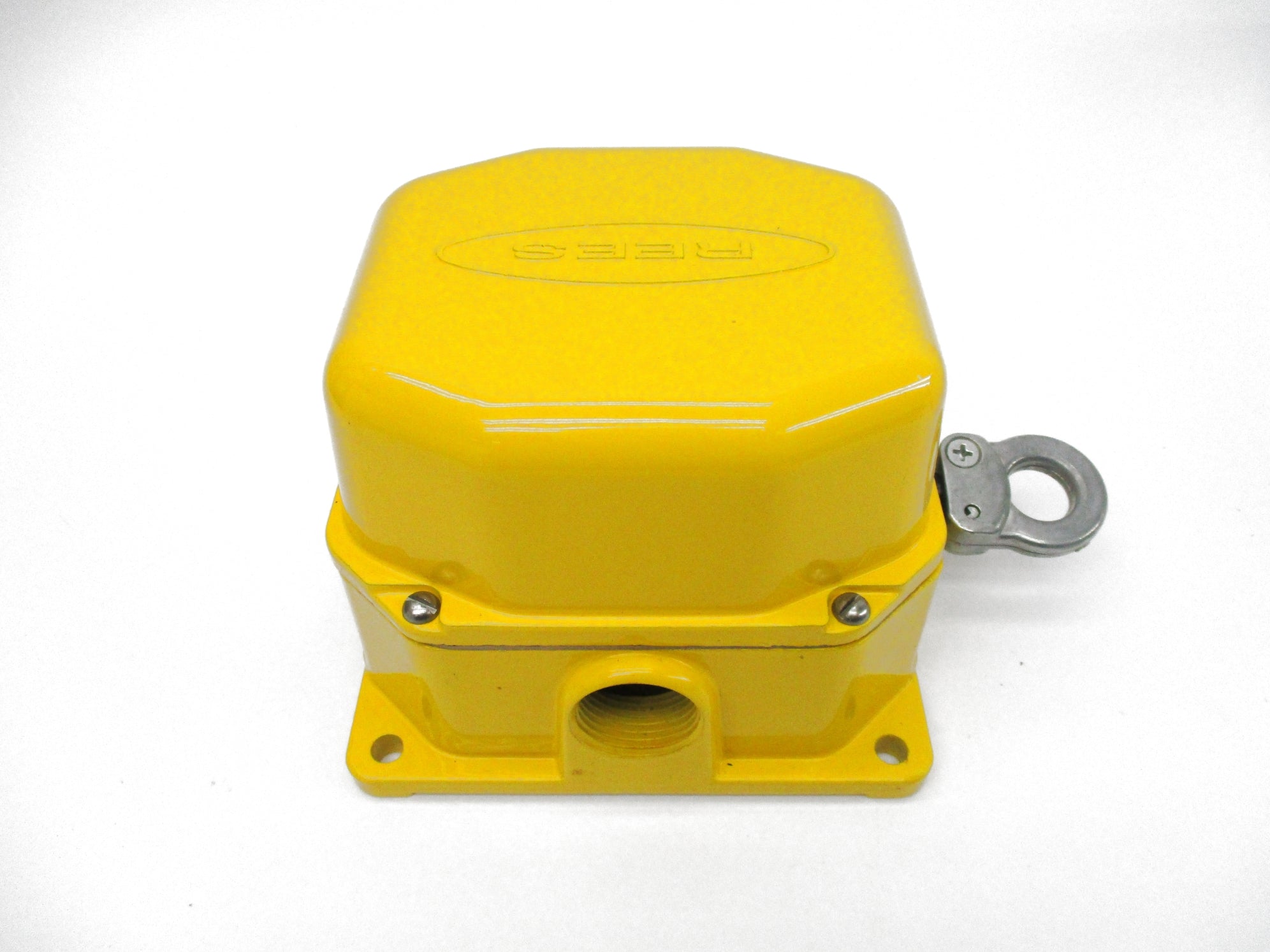 REES 04944-800 NSMP
