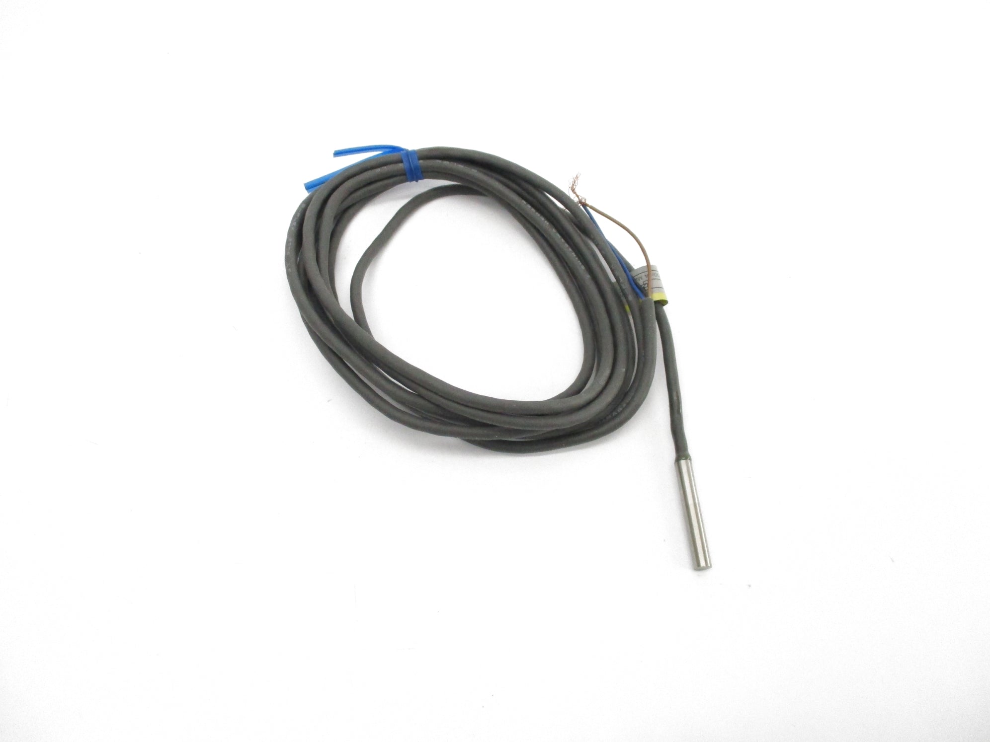 OMRON E2E-CR8C1 12-24VDC NSNP