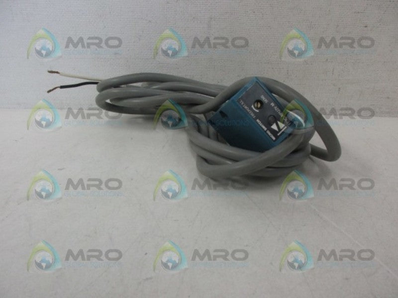 MICRO SWITCH FE7C-RPU2V-M PHOTOELECTRIC NSNP