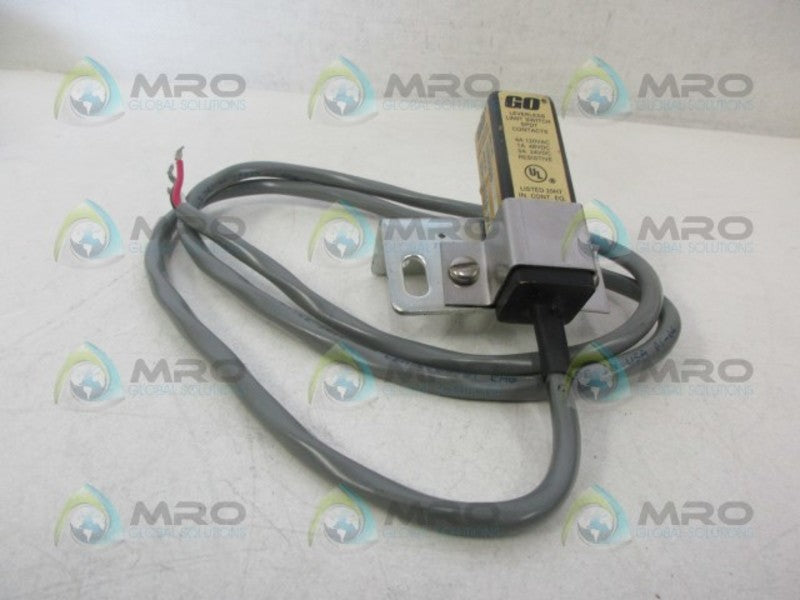 GO 35-13318-B2 LEVERLESS LIMIT SWITCH UNMP