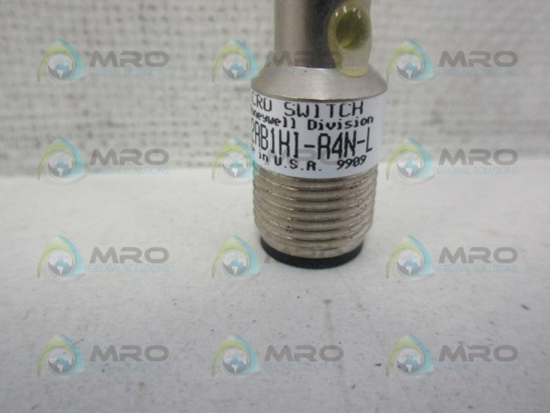 MICRO SWITCH 922AB1K1-A4N-L INDUCTIVE PROXIMITY SWITCH NSNP