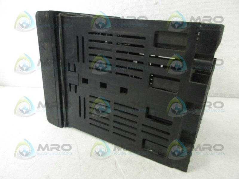 BABER-COLMAN 10QT-TJFE1-000-0-00 TEMPERATURE CONTROLLER UNMP