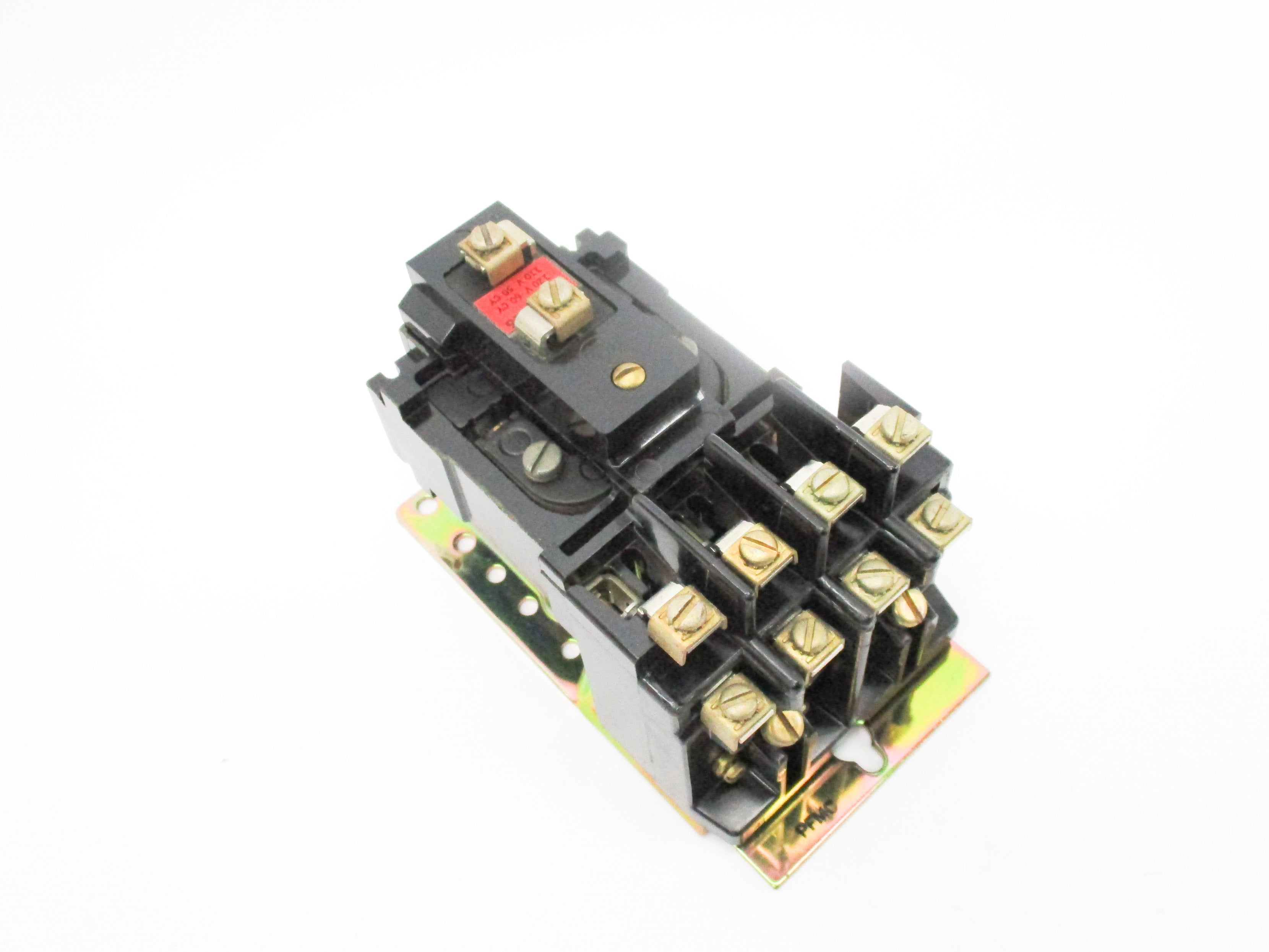 INDUSTRIAL SPARE PART 700-BR400A1 SER. A 110/120V 60A NSNP