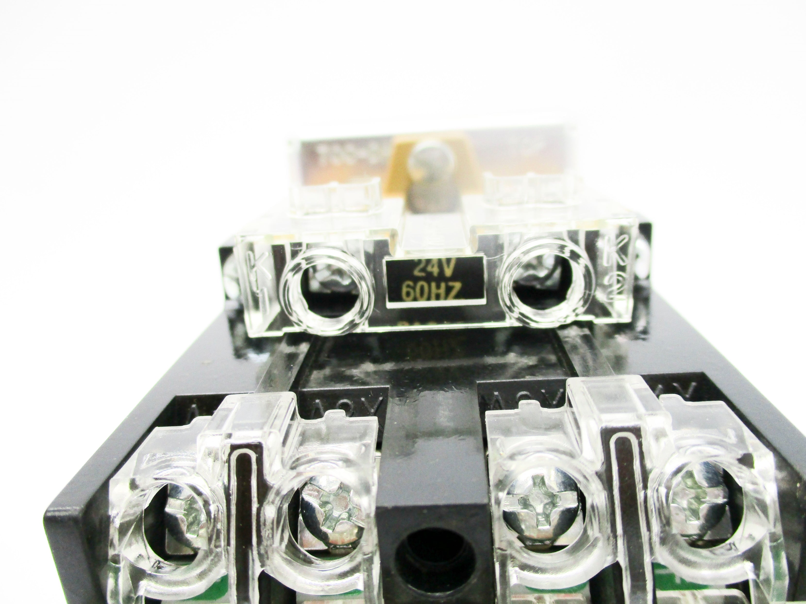 INDUSTRIAL SPARE PART 700-P400DA24 SER. D 24V (WH) NSMP