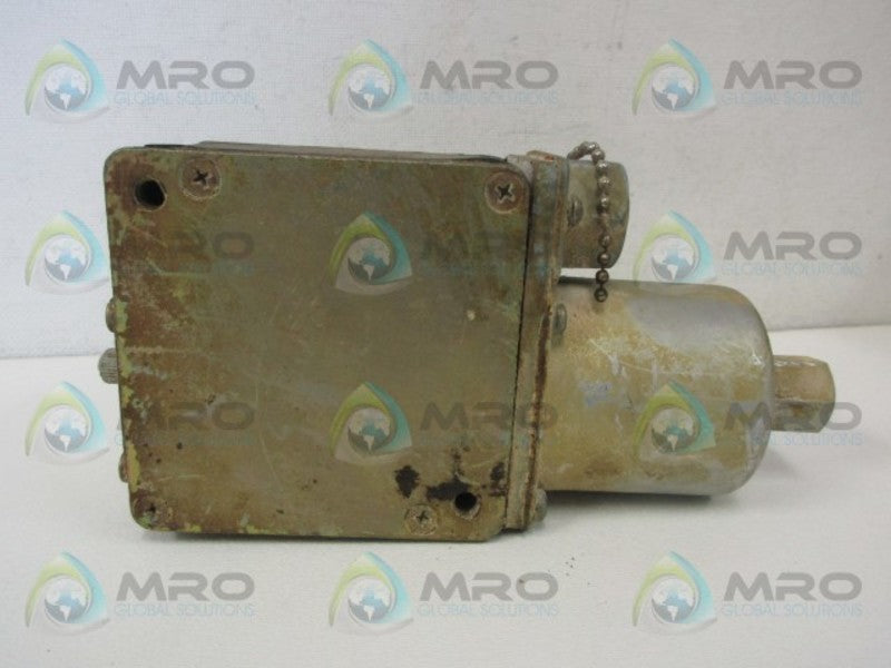 SQUARE D 9012-ACW4 PRESSURE SWITCH (AS PICTURED) UNMP
