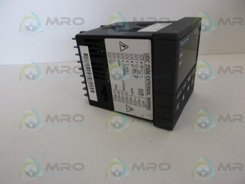 HONEYWELL DC230L-EE-20-20-0A00000-00-0 TEMPERATURE CONTROLLERNSNP