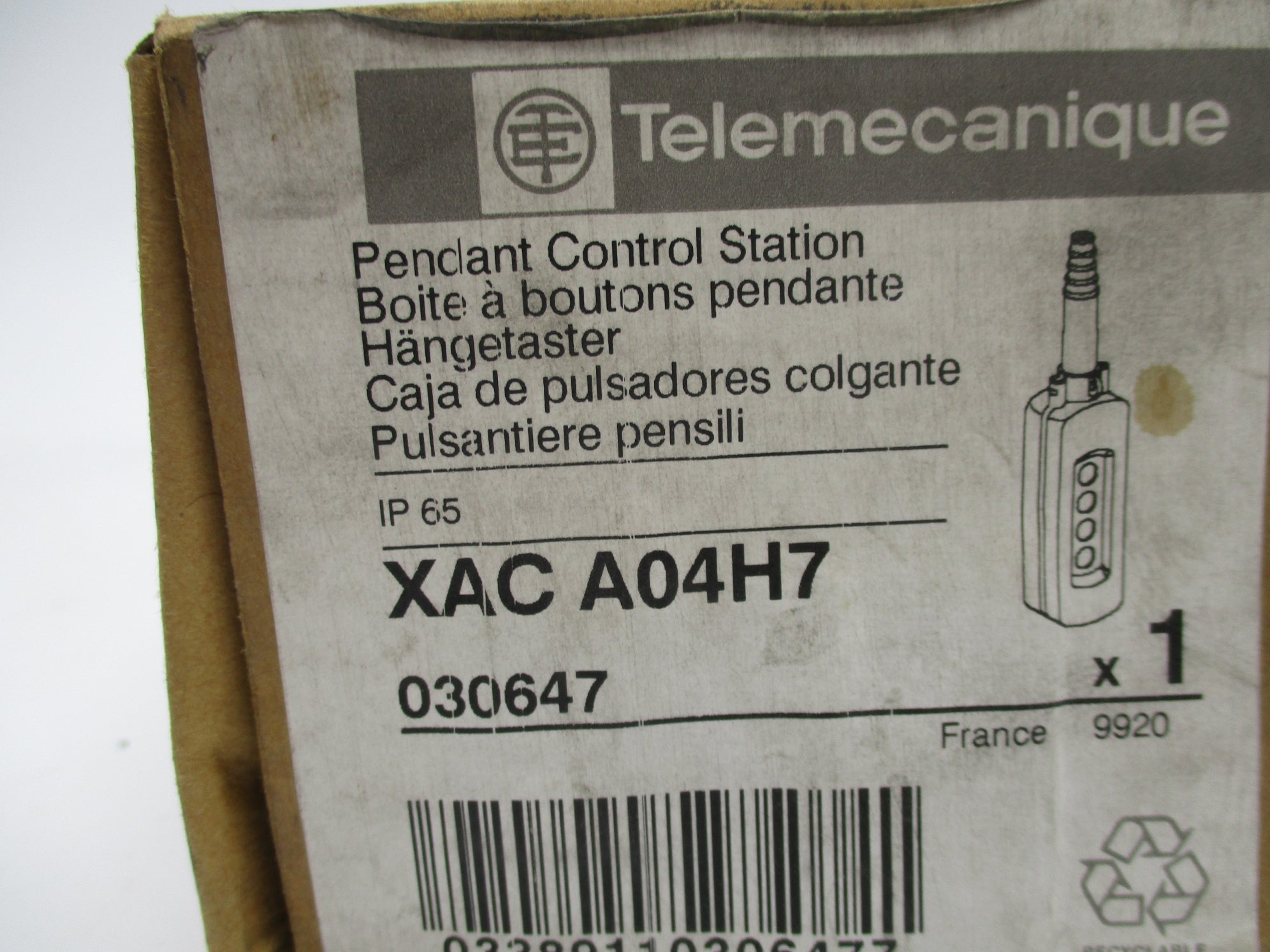 TELEMECANIQUE XACA04H7 120V NSMP