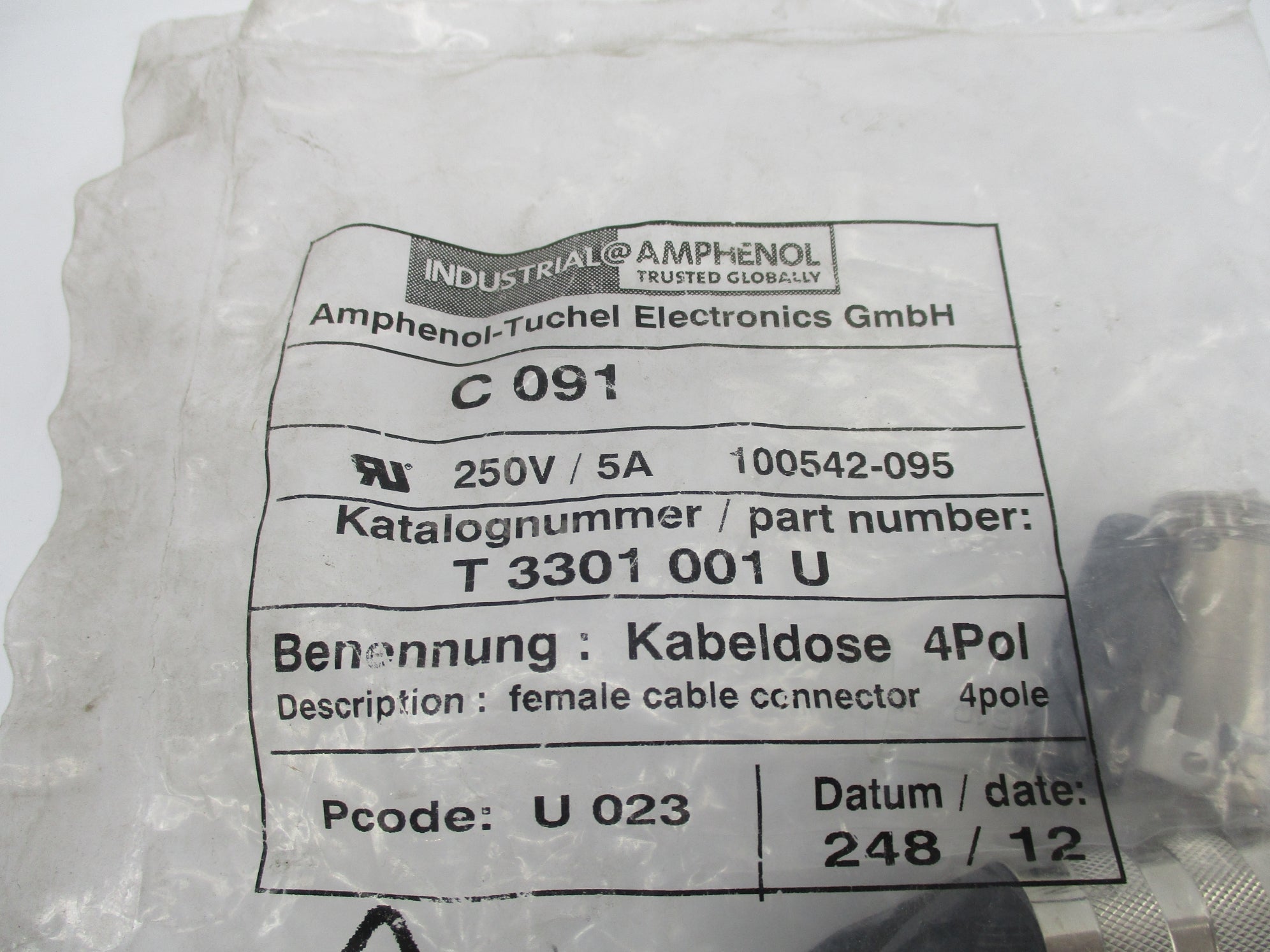 AMPHENOL T3301001U NSMP