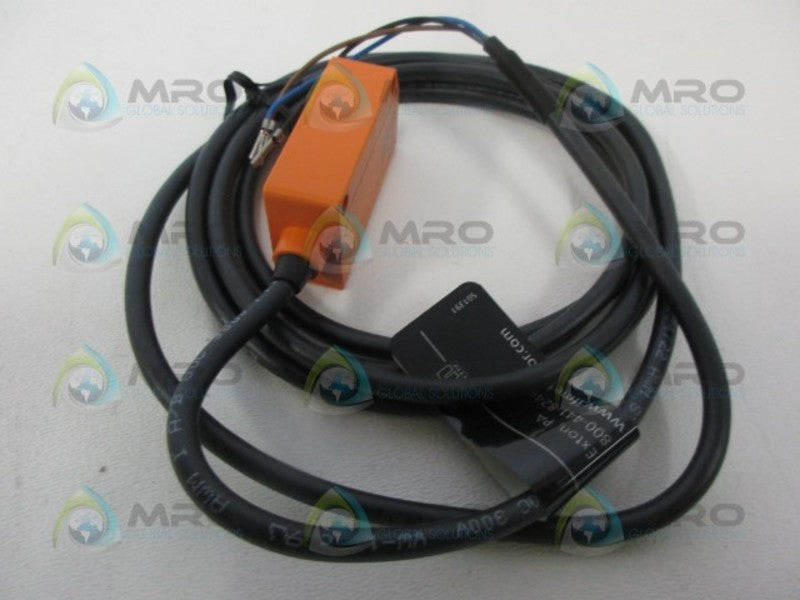 IFM EFECTOR OU5014 DIFFUSE REFLECTION SENSOR NSMP