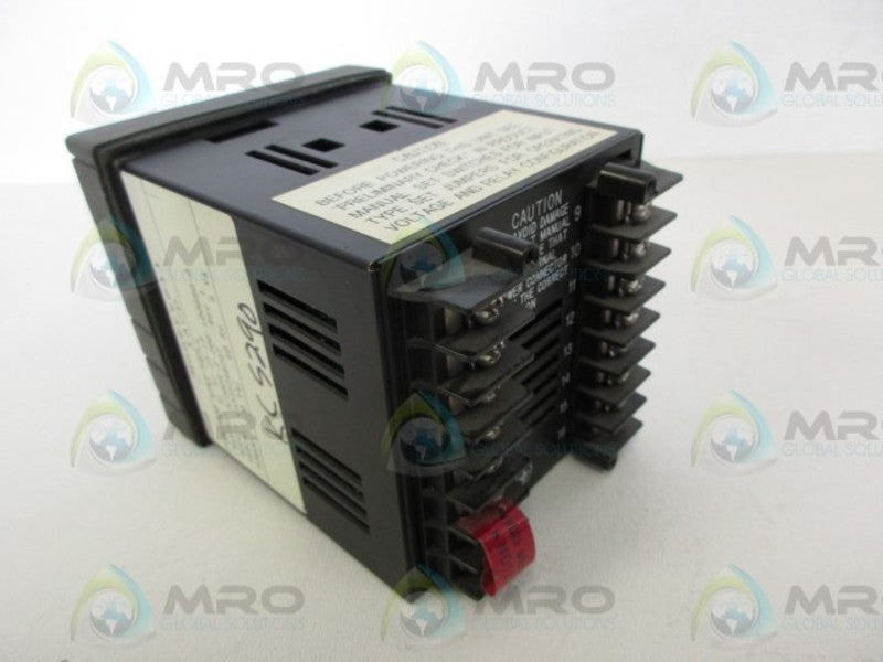 HONEYWELL DC200H-2-200-1000B0-0 MINI-PRO TEMPERATURE CONTROLLER NSNP