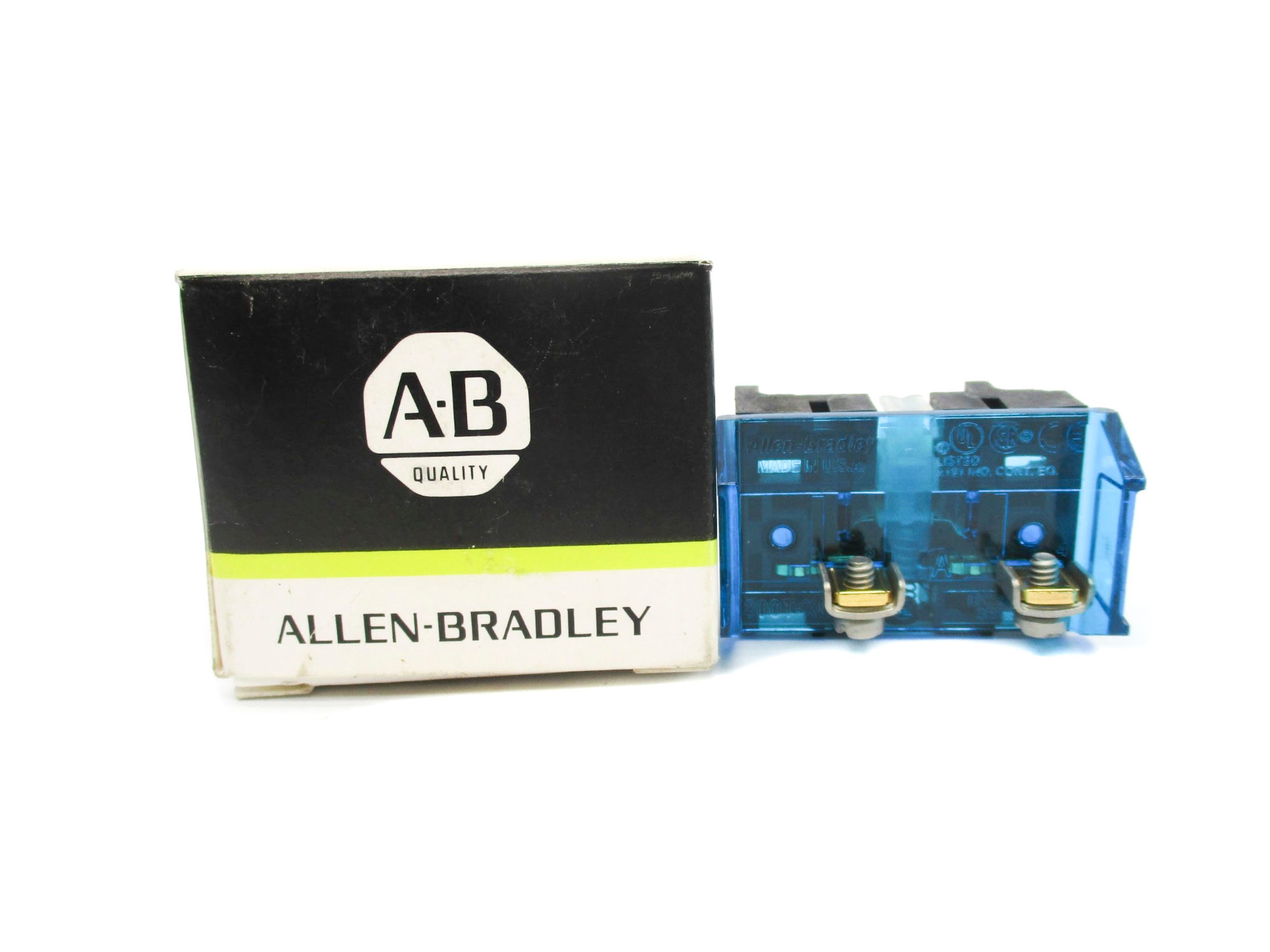 ALLEN BRADLEY 800T-XD1V SER. D 240VAC 0.4A (BK/YL) NSMP