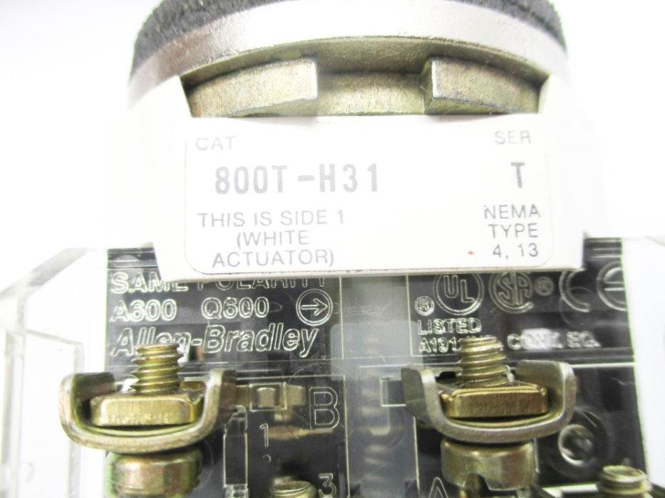 ALLEN BRADLEY 800T-H31 SER. T (ONE KEY) NSNP