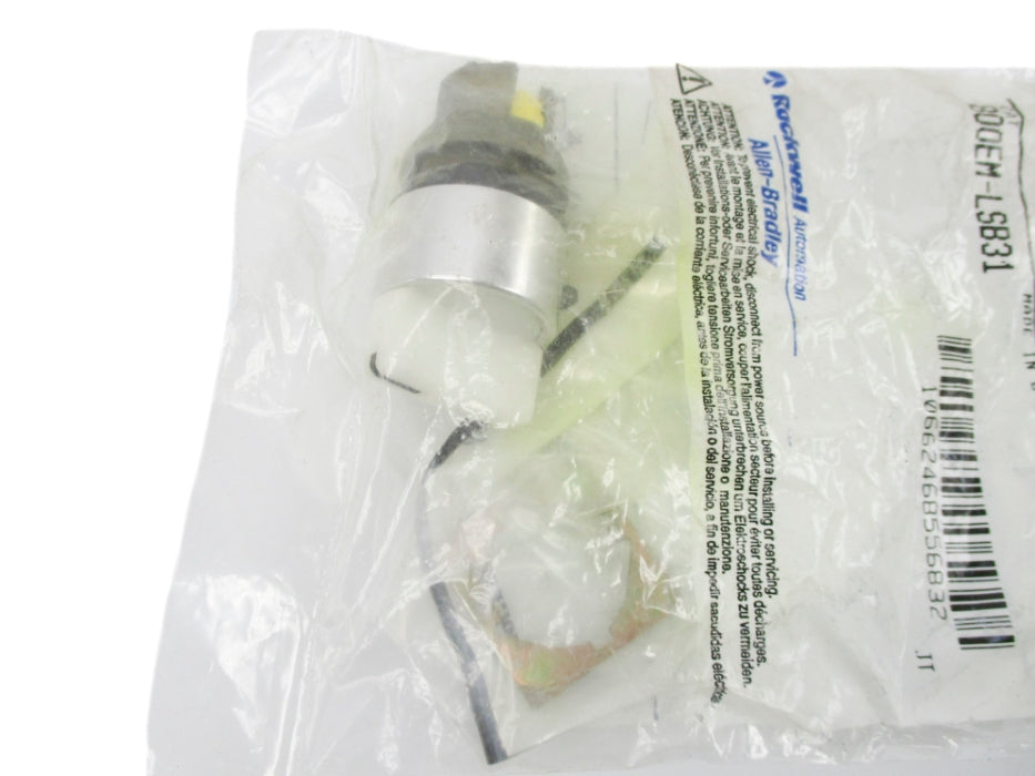 ALLEN BRADLEY 800EM-LSB31 SER. A NSMP
