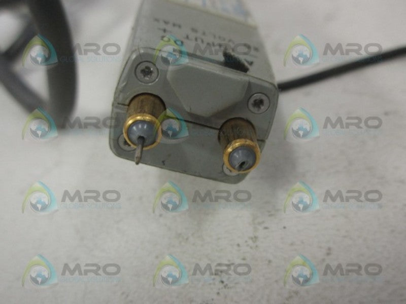 TEKTRONIX P6046 DIFFERENTIAL PROBE UNMP