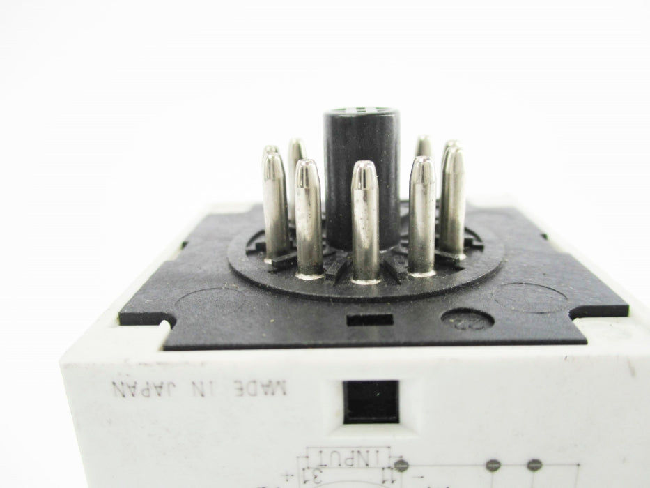 INDUSTRIAL SPARE PART 700-HR52TA17 SER. C 100-240VAC/100-125VDC 5A 0.05S-30H UNMP