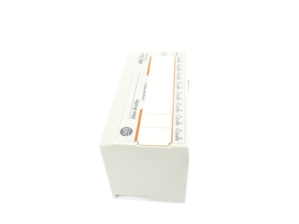 ALLEN BRADLEY 1794-IE8 SER. B NSMP