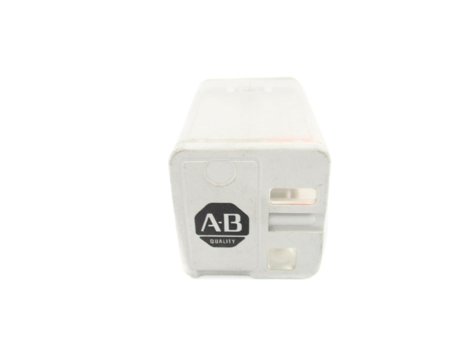INDUSTRIAL SPARE PART 700-HB32A1 SER. A 120VAC 10A UNMP