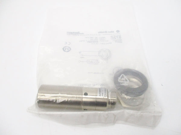 ALLEN BRADLEY 872C-A10N30-N3 SER. B 20-250VAC NSMP
