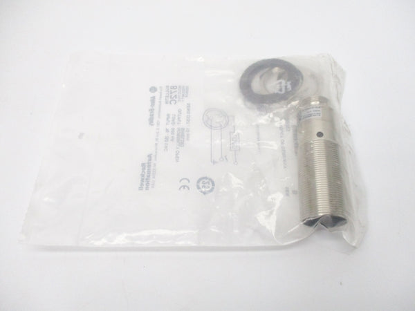 ALLEN BRADLEY 872C-A10N30-N3 SER. B 20-250VAC NSMP