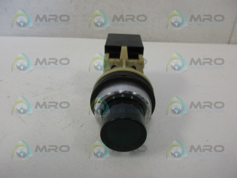 FUJI AH30 LH GREEN ILLUMINATED PUSH BUTTON NSNP