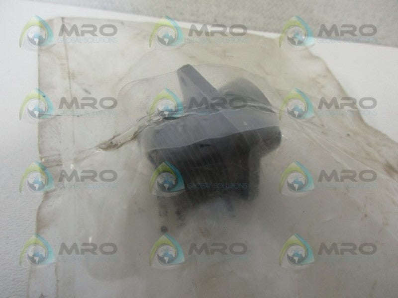 AMPHENOL 97-3102A18 FLANGE MOUNT PLUG NSMP