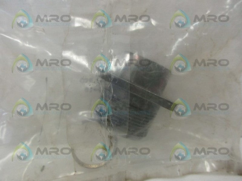 AMPHENOL 97-3102A18 FLANGE MOUNT PLUG NSMP