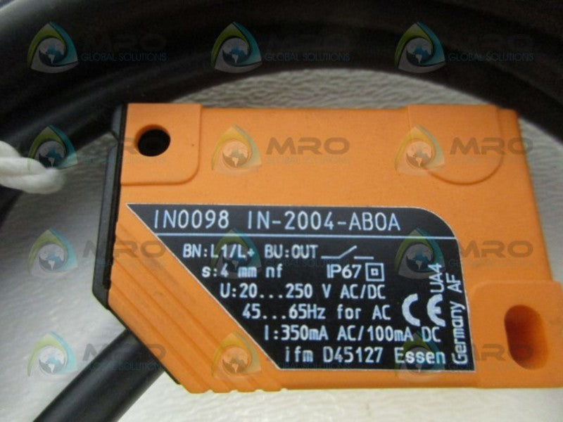 IFM EFECTOR IN0098 INDUCTIVE PROXIMITY SENSOR  NSMP