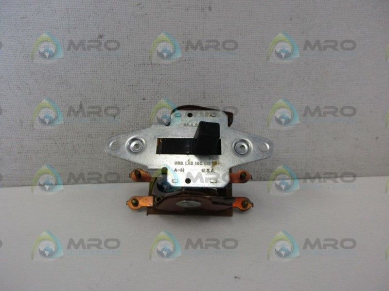 UND LAB 8210 SWITCH NSNP