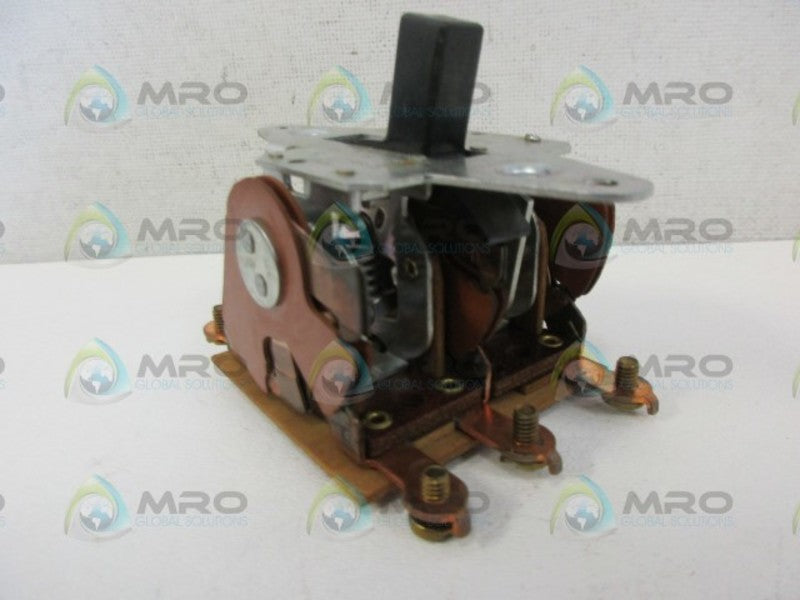 UND LAB 8210 SWITCH NSNP