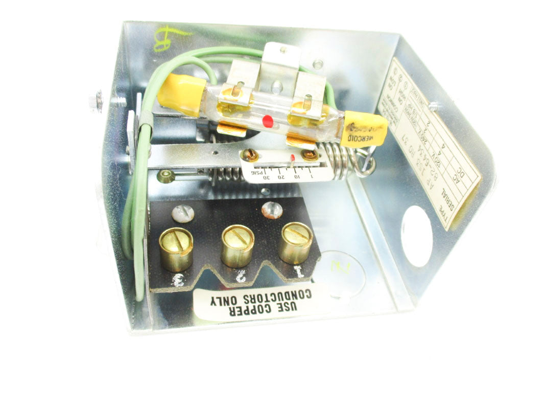 MERCOID CONTROL AP-153-RG-37 240VAC 30PSI NSMP