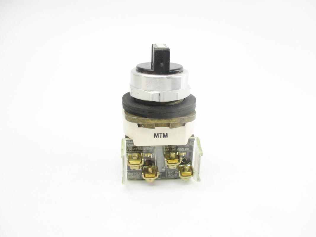 ALLEN BRADLEY 800T-J91B SER. T (WH) NSMP