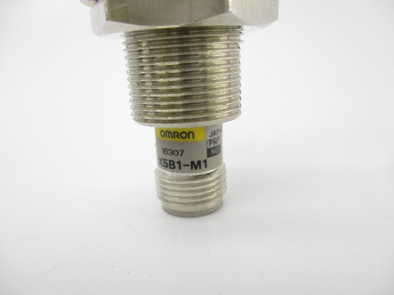OMRON E2E2-X5B1-M1 12-24V NSNP