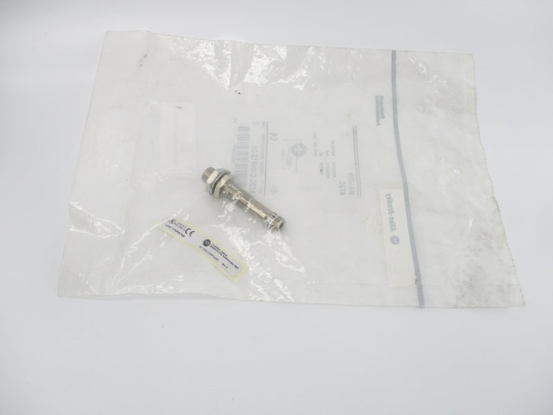 ALLEN BRADLEY 872C-D3NP12-D4 SER. D 10-30VDC NSMP
