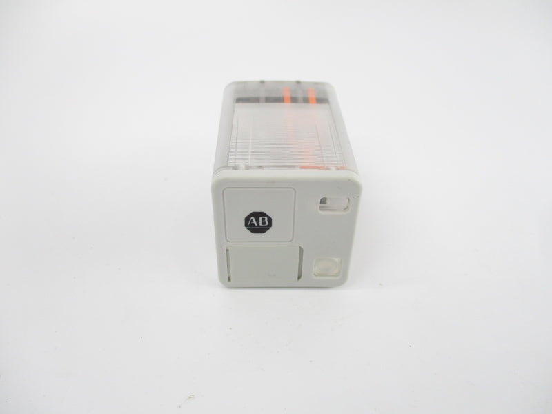 ALLEN BRADLEY 700-HB33A1 SER. B 120VAC 10A (GY/BL) NSMP